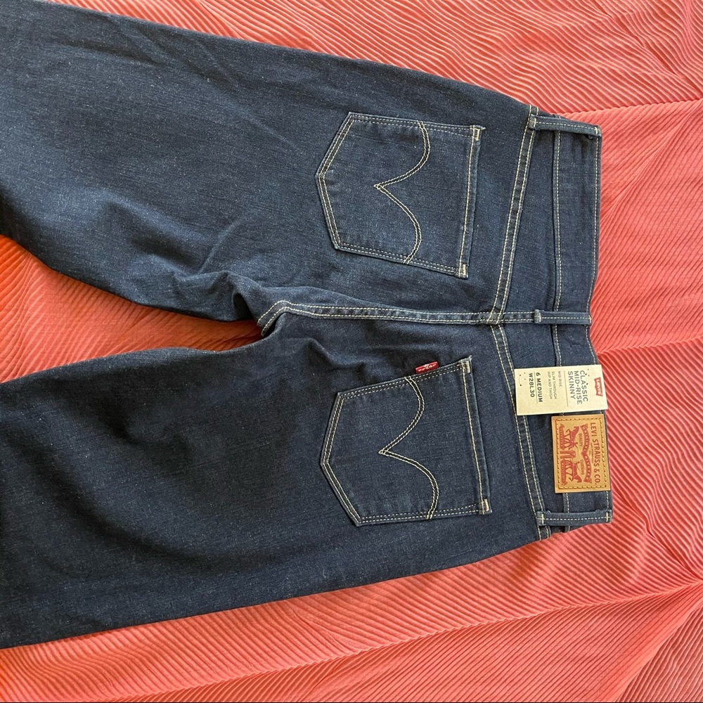 LEVI’S JEANS - Picture 3 of 6